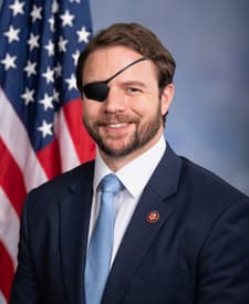 Official portrait of Daniel Crenshaw